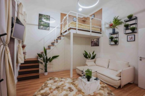 Greenlight Gallery by NeWave Apartments